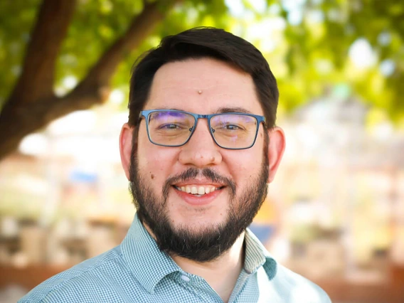 stephen spikes headshot